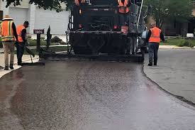 Best Paver Driveway Installation  in Venetian Vlage, IL