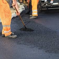 Best Driveway Drainage Solutions  in Venetian Vlage, IL